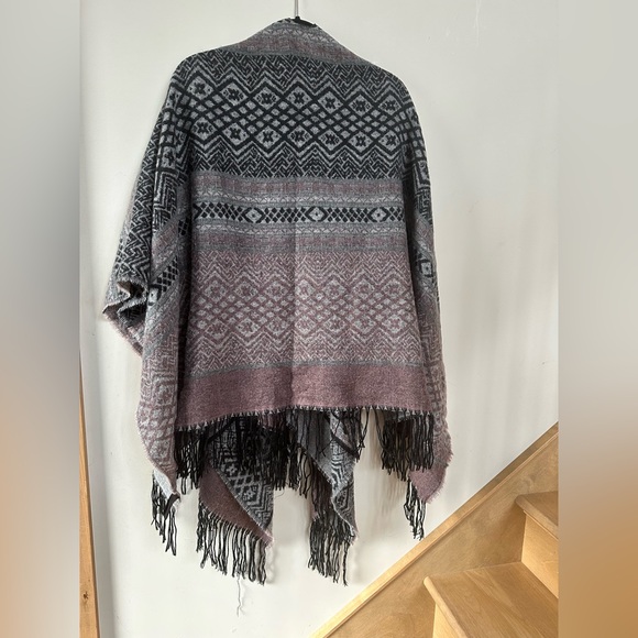 INC International Concepts Multicolor Knit Shawl - Picture 4 of 4